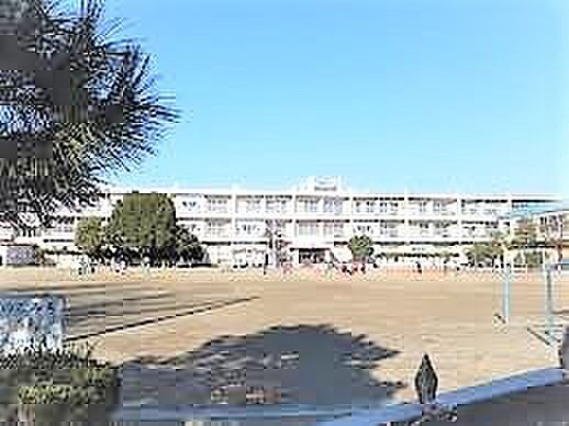 千葉市立院内小学校(95m)