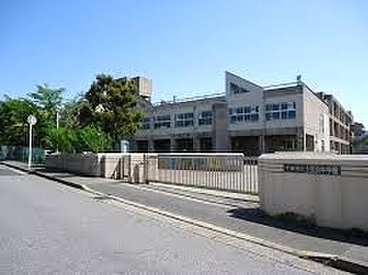 千葉市立土気南中学校(1800m)