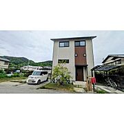 竜野駅より徒歩14分 築10年10ヶ月 2階建の賃貸物件