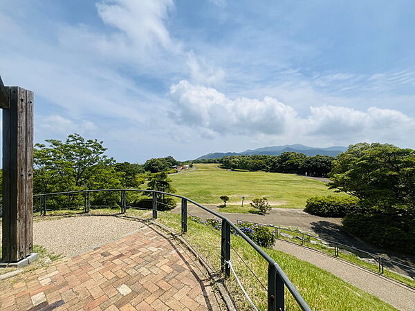 [公園]　唐八景公園まで850m