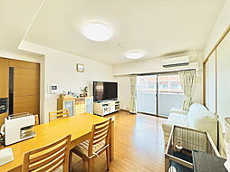 サーパス時津第2 4LDKのリビング/ダイニング