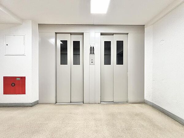 ■エレベーター■　断熱性能に優れた仕様で、季節を問わず快適な室内環境を保ちます。