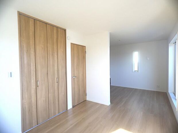 居室には収納スペースが豊富なため、シンプルですっきりとした暮らしが実現できます。