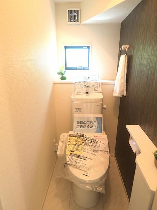 毎日使う場所だからこそ、使い勝手を考慮しました。白を基調に、飽きのこない空間は質感豊かな仕上がりとなっております