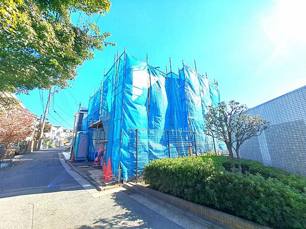 完成前の状態をご覧いただくことで、隣接した環境もしっかりとご覧いただけます(2025.11.14撮影)