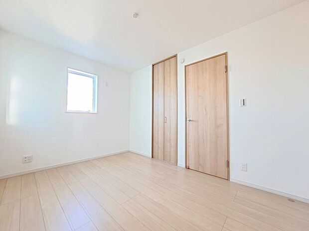 洋室6帖　日々の疲れを癒してくれる主寝室。自由度が高いので家具のレイアウトでお好みの空間を創りだせます。