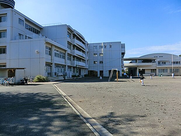 横浜市立下田小学校　750ｍ