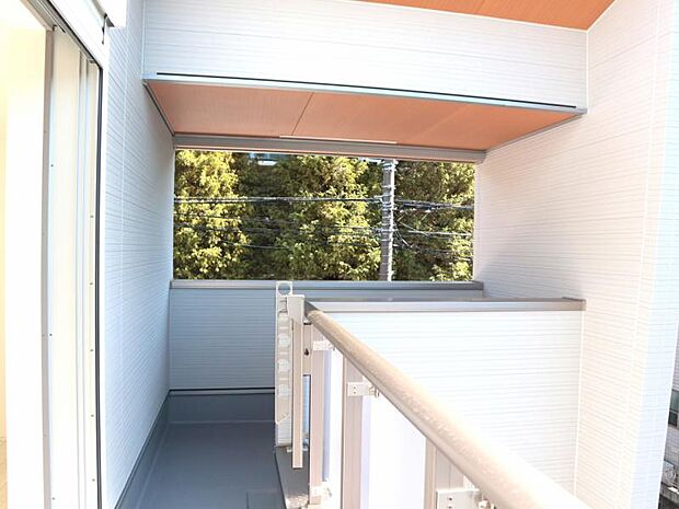 風通しのよいバルコニー。お洗濯物も乾かしやすいですね。