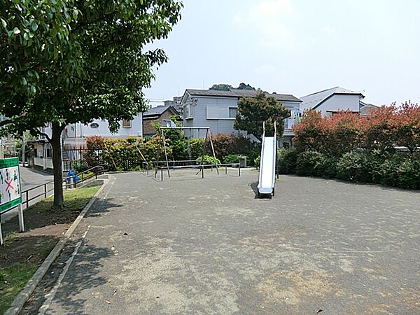 高田上耕地第二公園　300ｍ