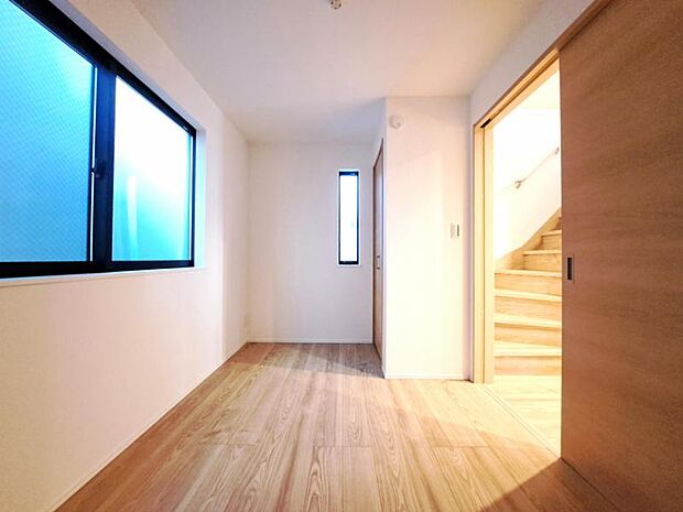 洋室4.62帖　1人ひとりの大切なプライベート空間。シンプルに仕上げてあります。