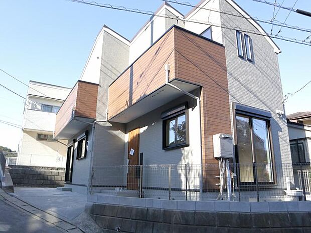 生活に便利な設備・仕様を揃えた快適住宅です。