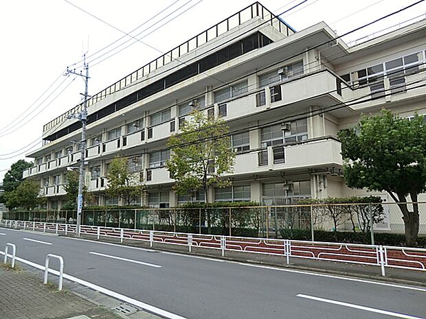 横浜市立緑小学校　1120m