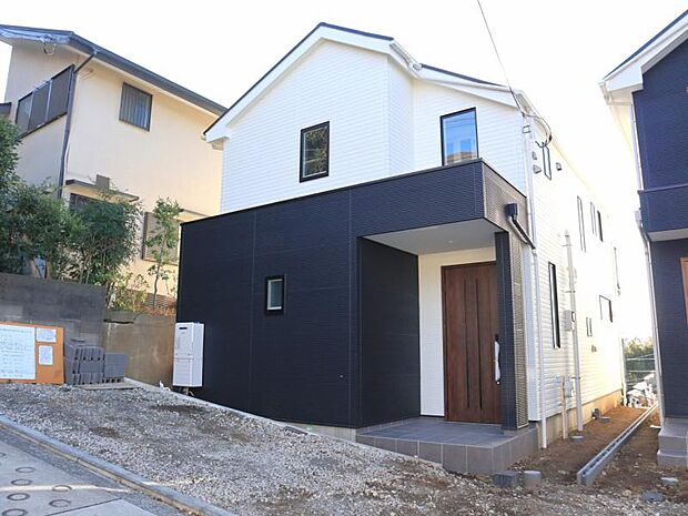 「大倉山」駅徒歩12分　生活に便利な設備・仕様を揃えた快適住宅です。（2025.12.18撮影）