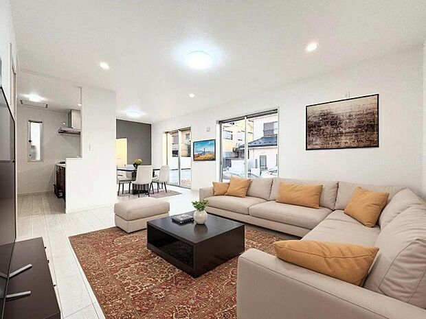 リビング（配置してある家具はCGによるイメージです）くつろげるリビングは話に夢中になりすぎて、ついつい時間を忘れてしまう。そんな束の間の幸せを感じさせてくれる場所です。（2026.1.16撮影）