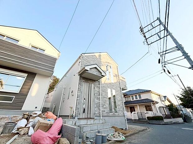 「鴨居」駅徒歩7分　生活に便利な設備・仕様を揃えた快適住宅です。（2026.1.16撮影）