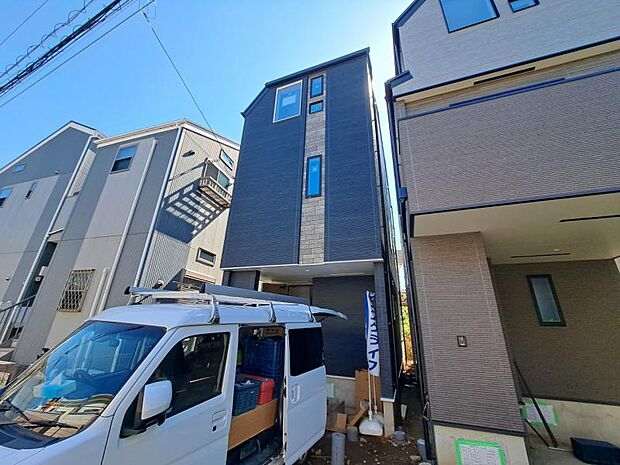 3駅3路線利用可能「子安」駅徒歩9分 生活に便利な設備・仕様を揃えた快適住宅です。(2026.3.12撮影)