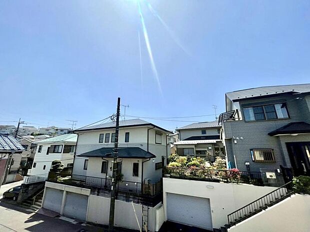 開放感のある眺望。季節による景色の変化を日常の生活と共に感じてください。