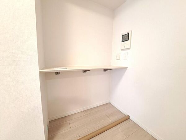 空間を効率的に利用し収納スペースを確保。お部屋の中をスッキリと演出します。