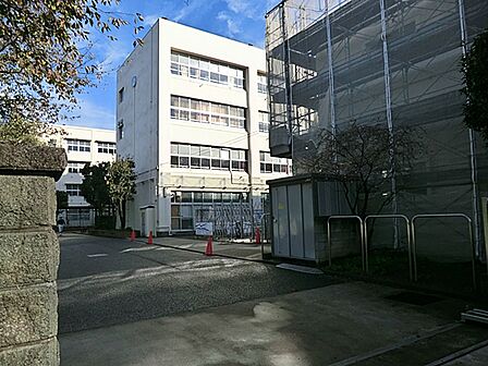 横浜市立城郷中学校　1030m