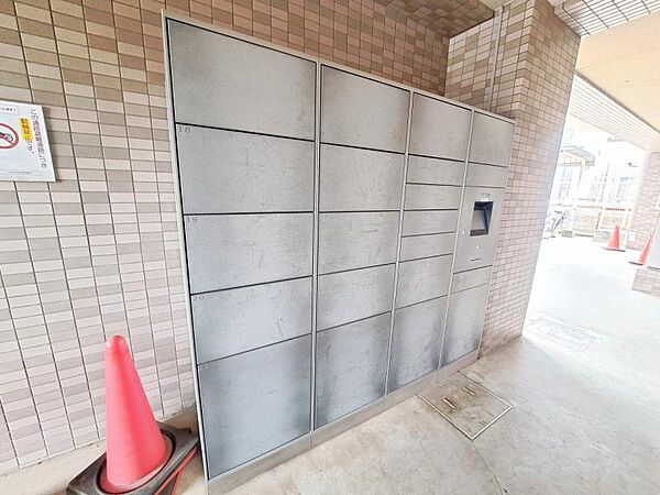 宅配ボックスは不在時のお荷物の受け取りも安心です。