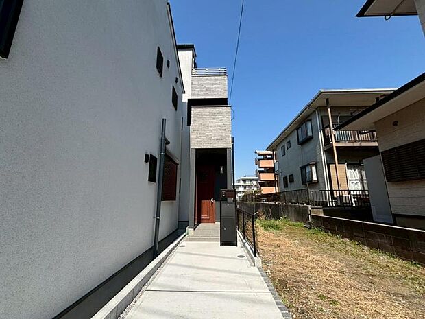 豊かな居住性とクオリティが見事に調和した住空間は住まうことの喜びを感じさせてくれます。(2026.3.21写真撮影)