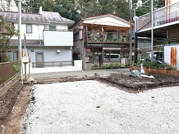 現地で広さのご体感ができます。図面と合わせてご説明しますので、お気軽にお問い合わせください（2026.4.6撮影）