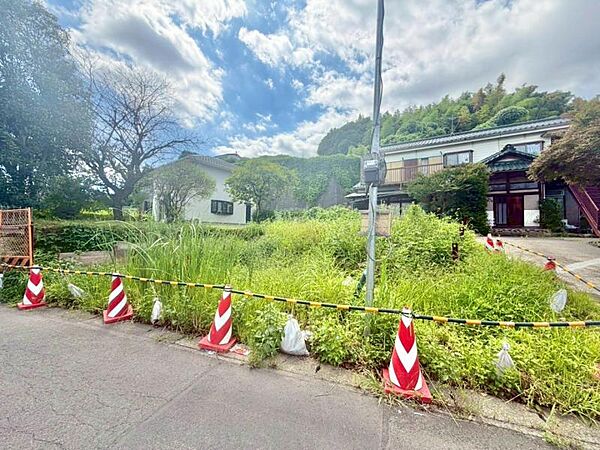完成前の状態をご覧いただくことで、隣接した環境もしっかりとご覧いただけます（2026.7.9撮影）