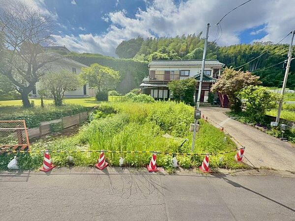 「小机」駅まで平坦な道のり徒歩13分　（2026.7.9撮影）