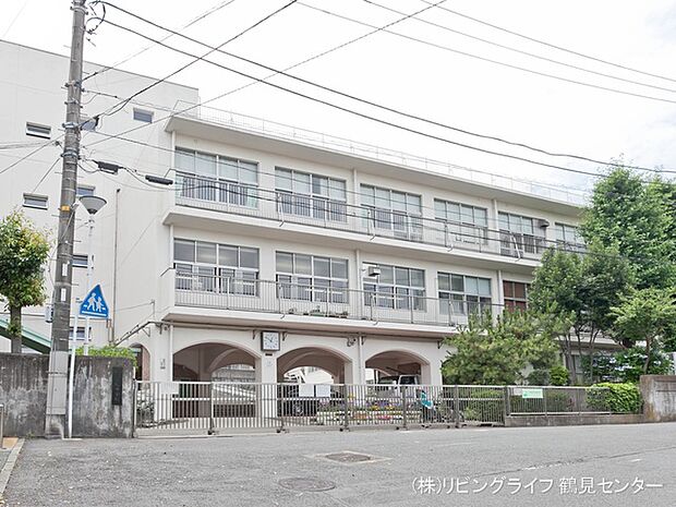 横浜市立老松中学校 860m