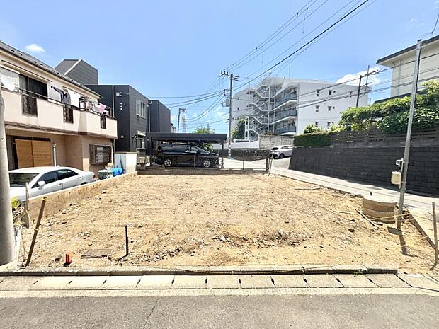 完成前の状態をご覧いただくことで、隣接した環境もしっかりとご覧いただけます。【2026.5.12撮影】