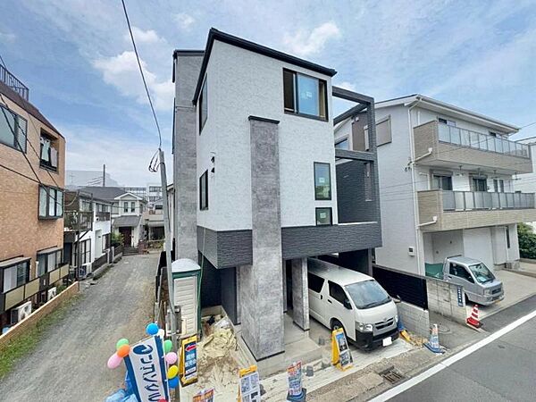 車通りが少なく、静かで安心して暮らせる環境です。