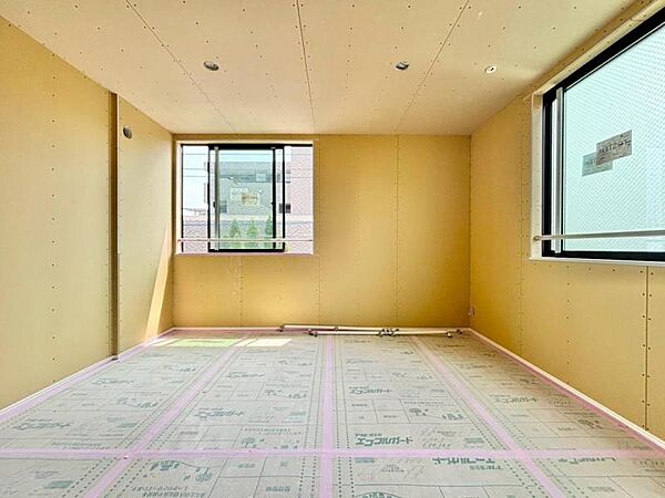 仕事や趣味のスペースとしても活用できる、多用途に使える部屋。
