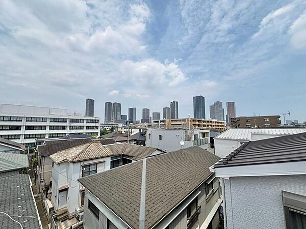開放感たっぷりの眺望で、毎日が特別なひとときに感じられます。