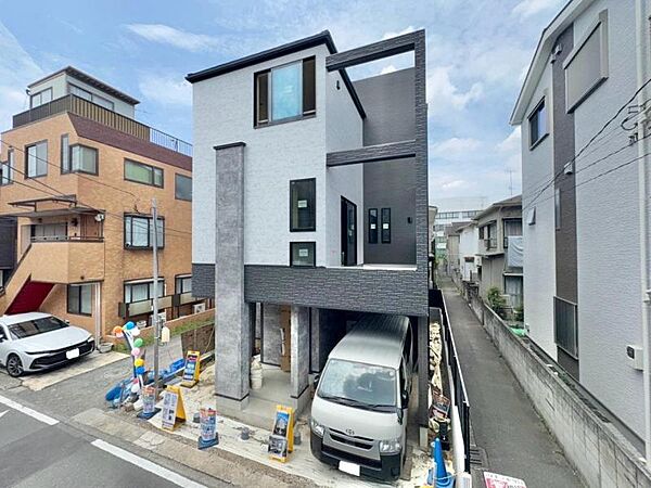断熱性能に優れた仕様で、季節を問わず快適な室内環境を保ちます。