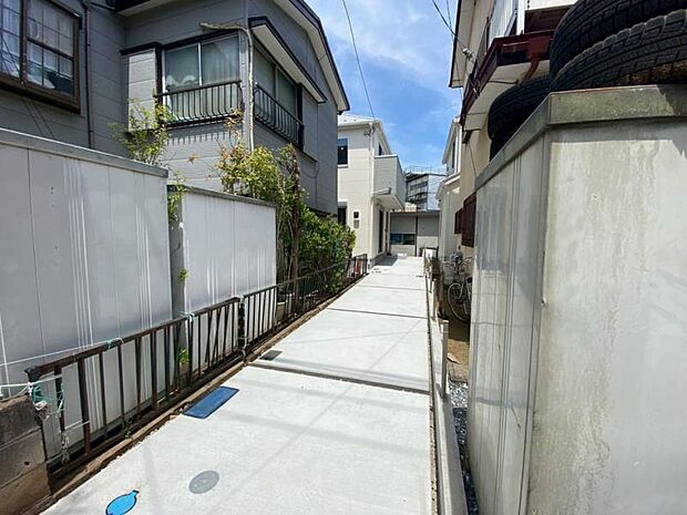 15帖以上を確保したLDK。家族の寛ぎタイムをゆったりとした空間でお楽しみください。