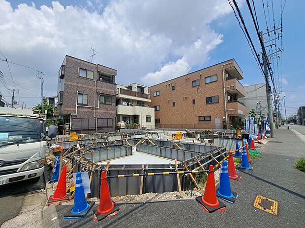 この場所だからこそ叶えられる開放感、図面だけでは分からない現地の雰囲気もご確認くださいませ。(2026年7月撮影)