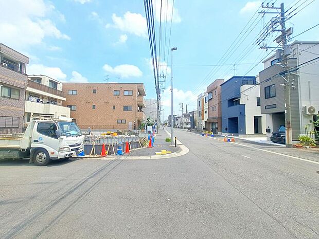 同じ工務店の完成見本や同ボリュームの完成物件もご案内しておりますので、お気軽にお問い合わせ下さいませ。【2026.7月撮影】