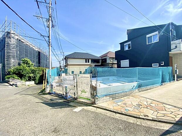 完成前の状態をご覧いただくことで、隣接した環境もしっかりとご覧いただけます(2026.6.1撮影)