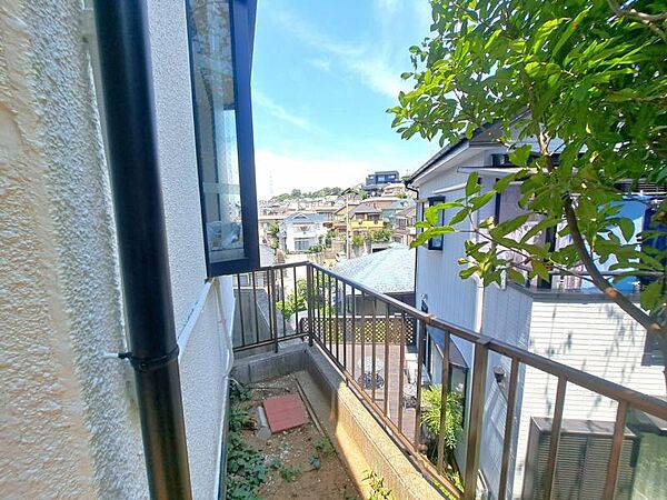 お住まい探しの疑問や不安は全てリビングライフにお任せください！（2026年7月撮影）