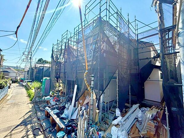 現地で広さのご体感ができます。図面と合わせてご説明しますので、お気軽にお問い合わせください（2026年8月撮影）