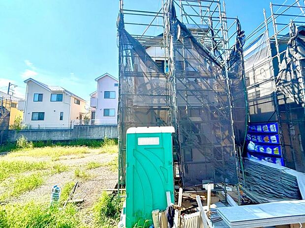 この場所だからそこ叶えられる開放感、図面だけではわからない現地の雰囲気もご確認くださいませ（2026年8月撮影）