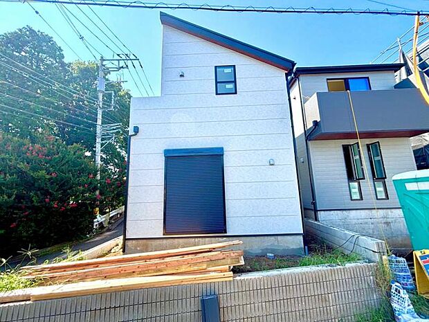 お住まい探しの疑問や不安は全てリビングライフにお任せください!(2026年8月撮影)