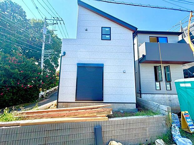 実際見ないと感じられない陽当たりや間取をぜひ現地でご確認ください(2026年8月撮影)