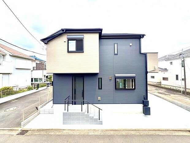 生活に便利な設備・仕様を揃えた快適住宅です。