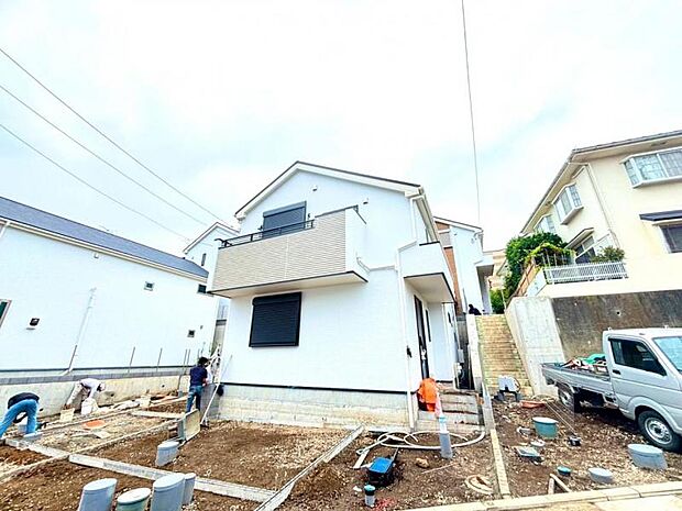 「高田」駅徒歩12分 生活に便利な設備・仕様を揃えた快適住宅です。(2026.6.19撮影)