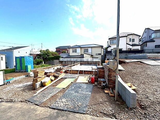 この場所だからこそ叶えられる開放感、陽光を取り入れた住宅です。是非現地でご体感くださいませ。（2026.6.21撮影）