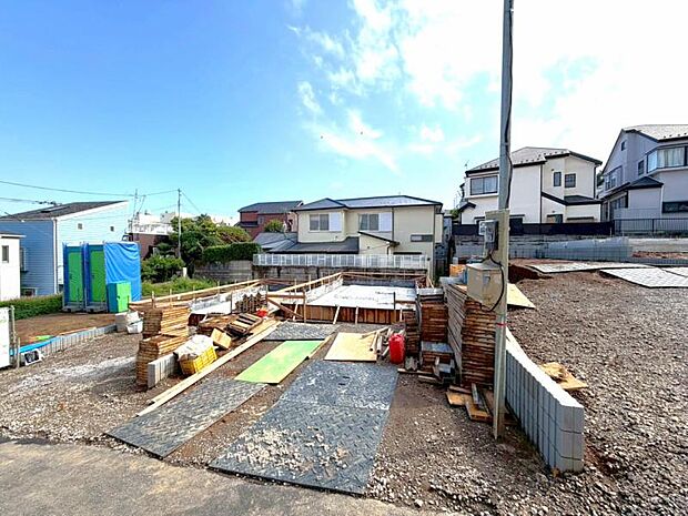 現地で広さのご体感ができます。図面と合わせてご説明しますので、お気軽にお問い合わせください（2026.6.21撮影）