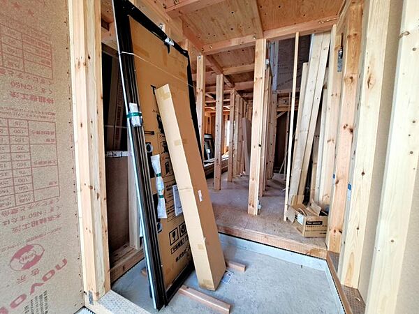 お住まい探しの疑問や不安は全てリビングライフにお任せください！（2026年7月撮影）