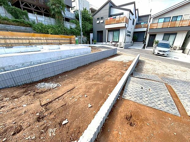 この場所だからこそ叶えられる開放感、陽光を取り入れた住宅です。是非現地でご体感くださいませ。（2026.6.21撮影）