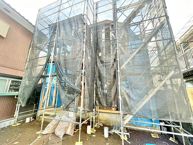 建築途中だからこそ、周辺環境や街並みまで落ち着いてチェックいただけます。住宅ローン相談も同時にお受けいたします。